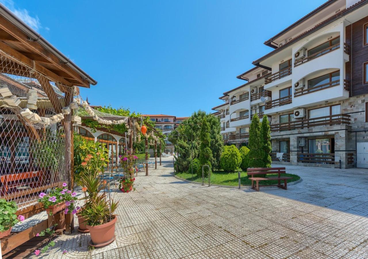 Robinson Beach Apartments Еленіте Екстер'єр фото
