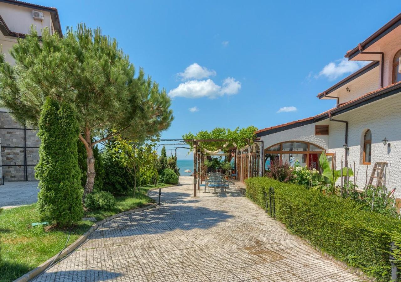 Robinson Beach Apartments Еленіте Екстер'єр фото