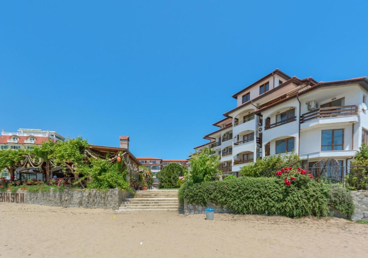 Robinson Beach Apartments Еленіте Екстер'єр фото