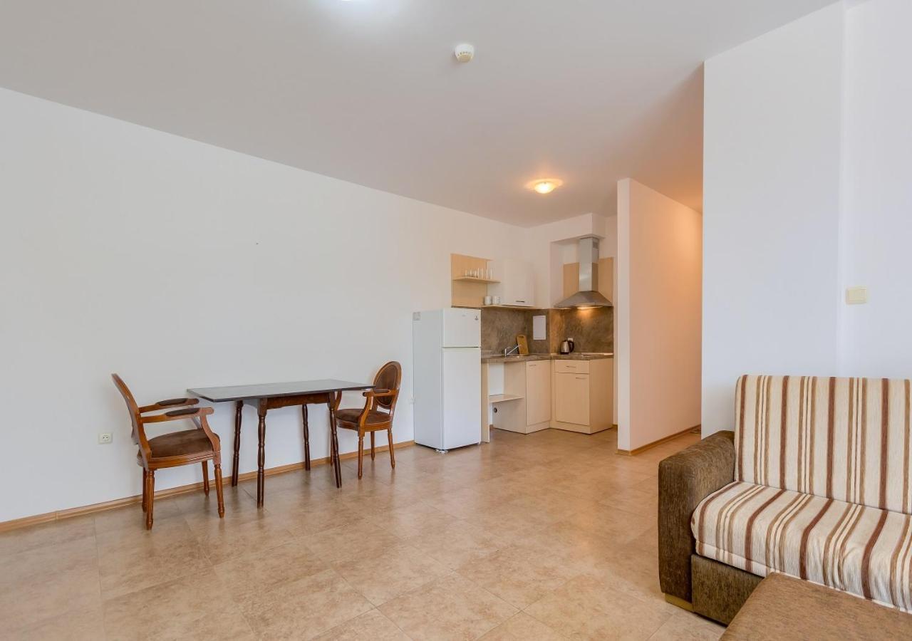 Robinson Beach Apartments Еленіте Екстер'єр фото