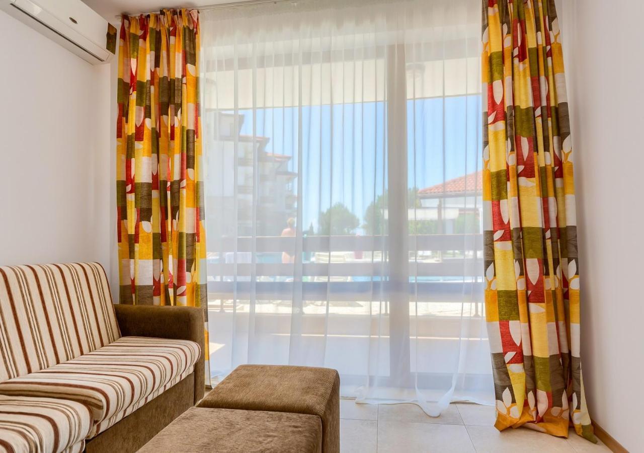 Robinson Beach Apartments Еленіте Екстер'єр фото