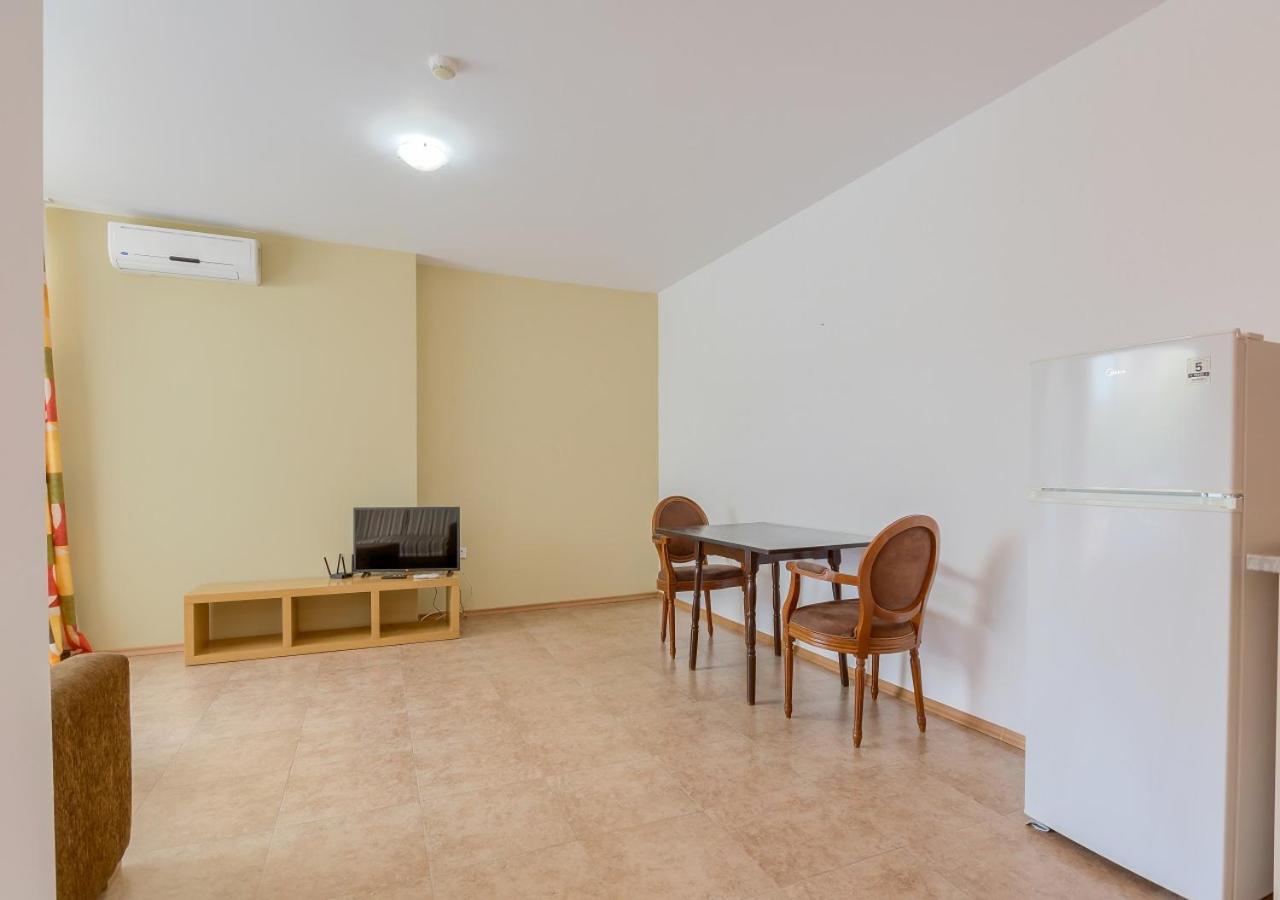 Robinson Beach Apartments Еленіте Екстер'єр фото