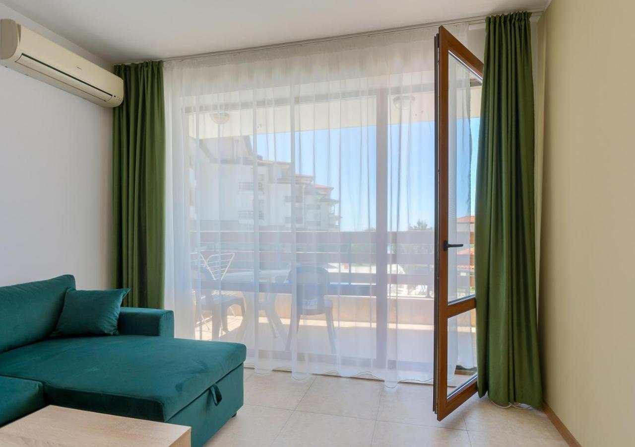 Robinson Beach Apartments Еленіте Екстер'єр фото