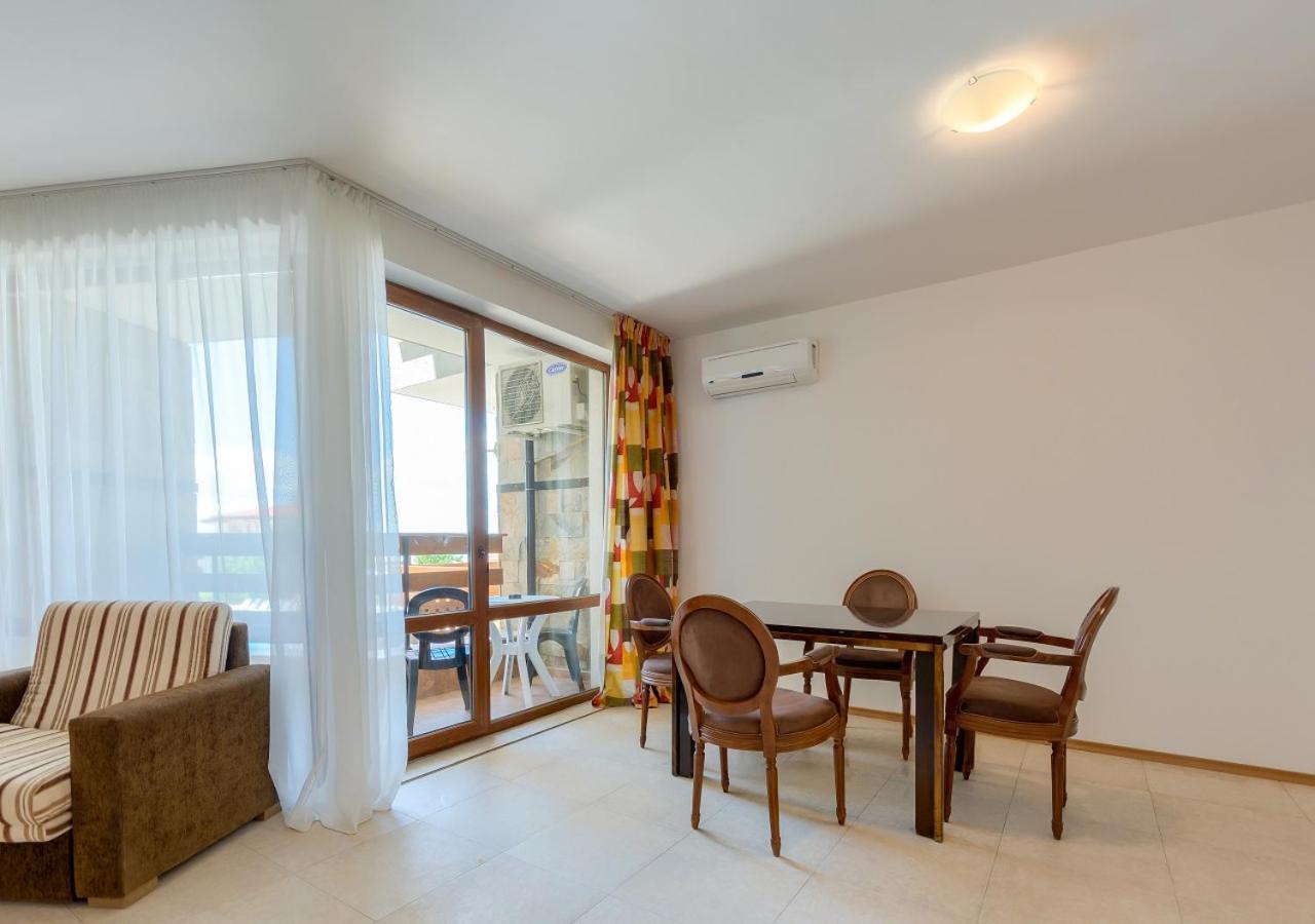 Robinson Beach Apartments Еленіте Екстер'єр фото